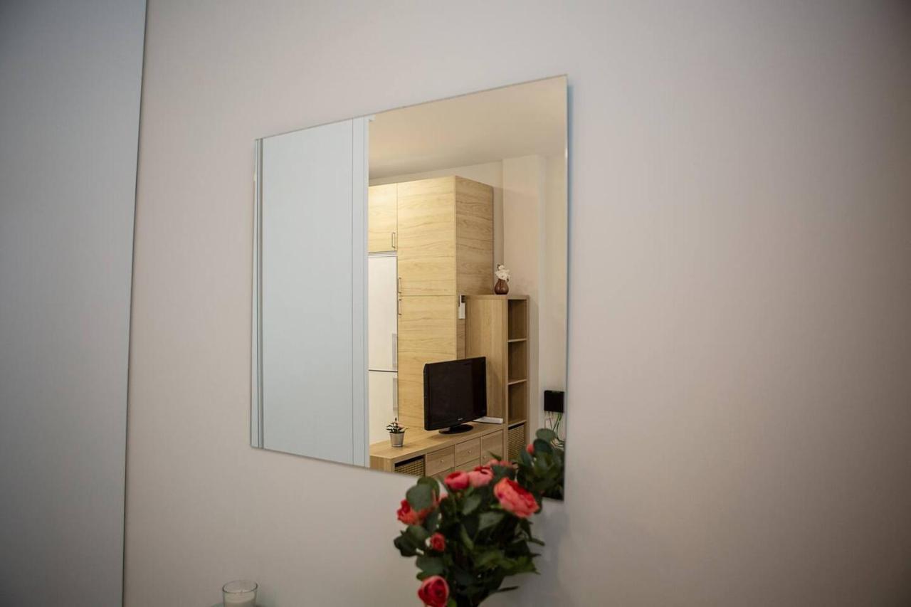 Ferienwohnung Charming Ribera Del Manzanares Madrid Exterior foto