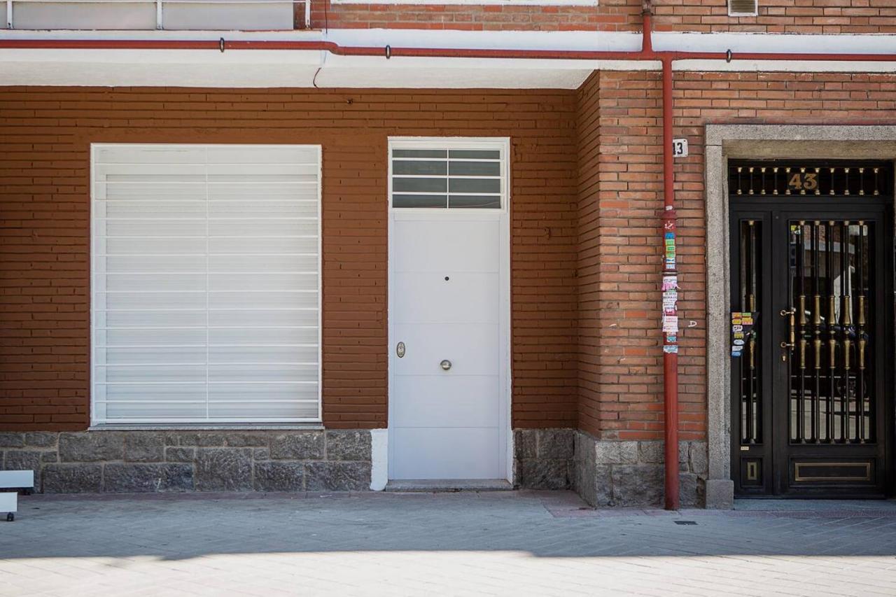 Ferienwohnung Charming Ribera Del Manzanares Madrid Exterior foto